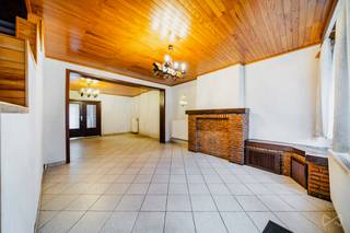 Avenue Émile Vandervelde, 212 - 6200 Châtelet