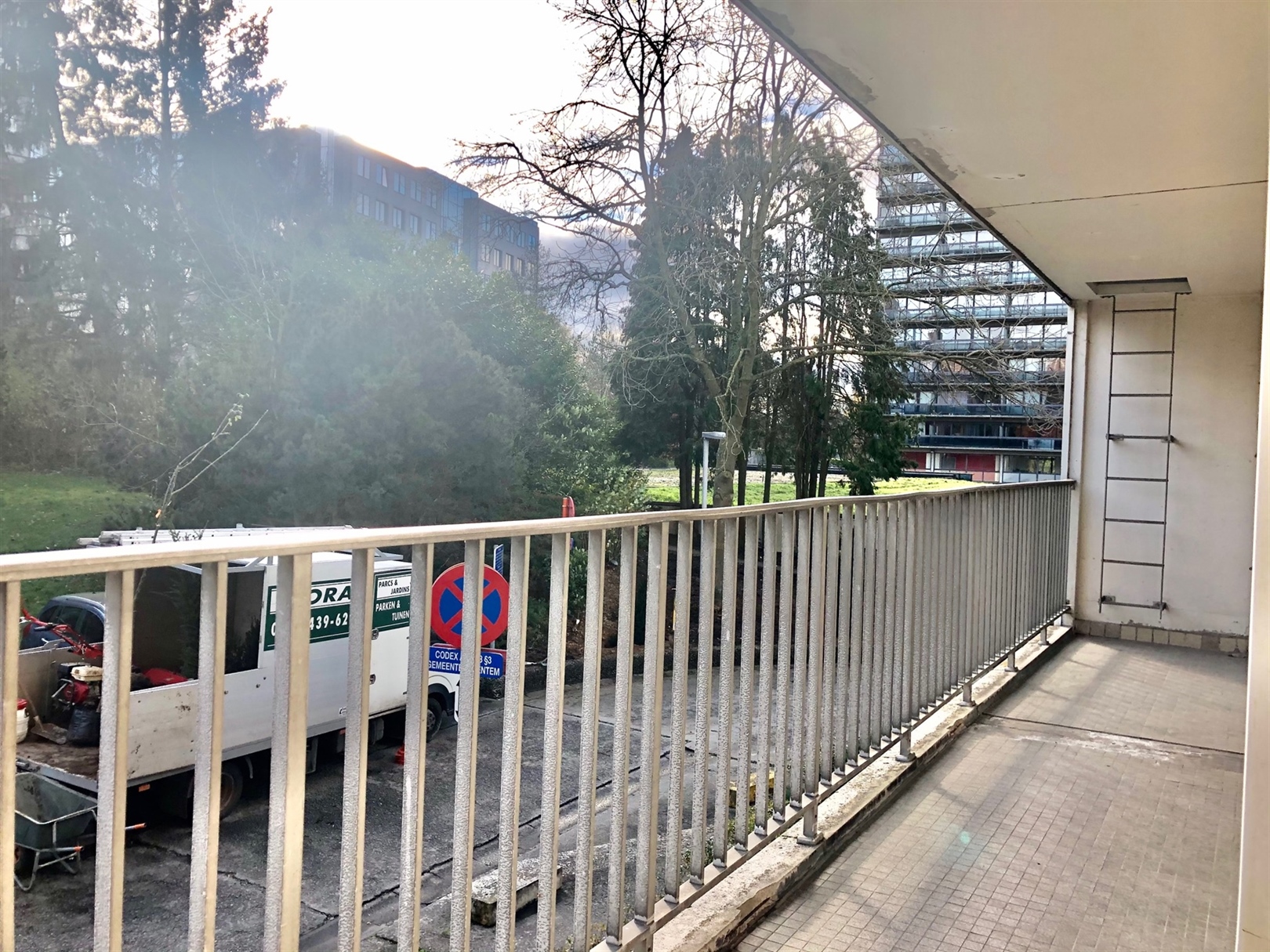 Gerenoveerd 1-K appt met groot terras van 22 m² ! - foto 3