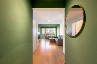 Indeling:Deze instapklare en volledig gerenoveerde studio (2025) met een bewoonbare oppervlakte van 47 m² combineert comfort, functionaliteit en een...