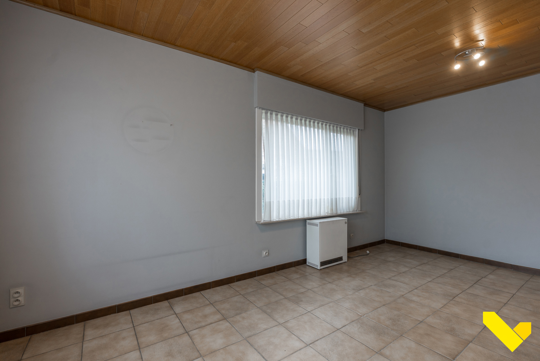 Charmante instapklare woning zonder renovatieplicht! - foto 4