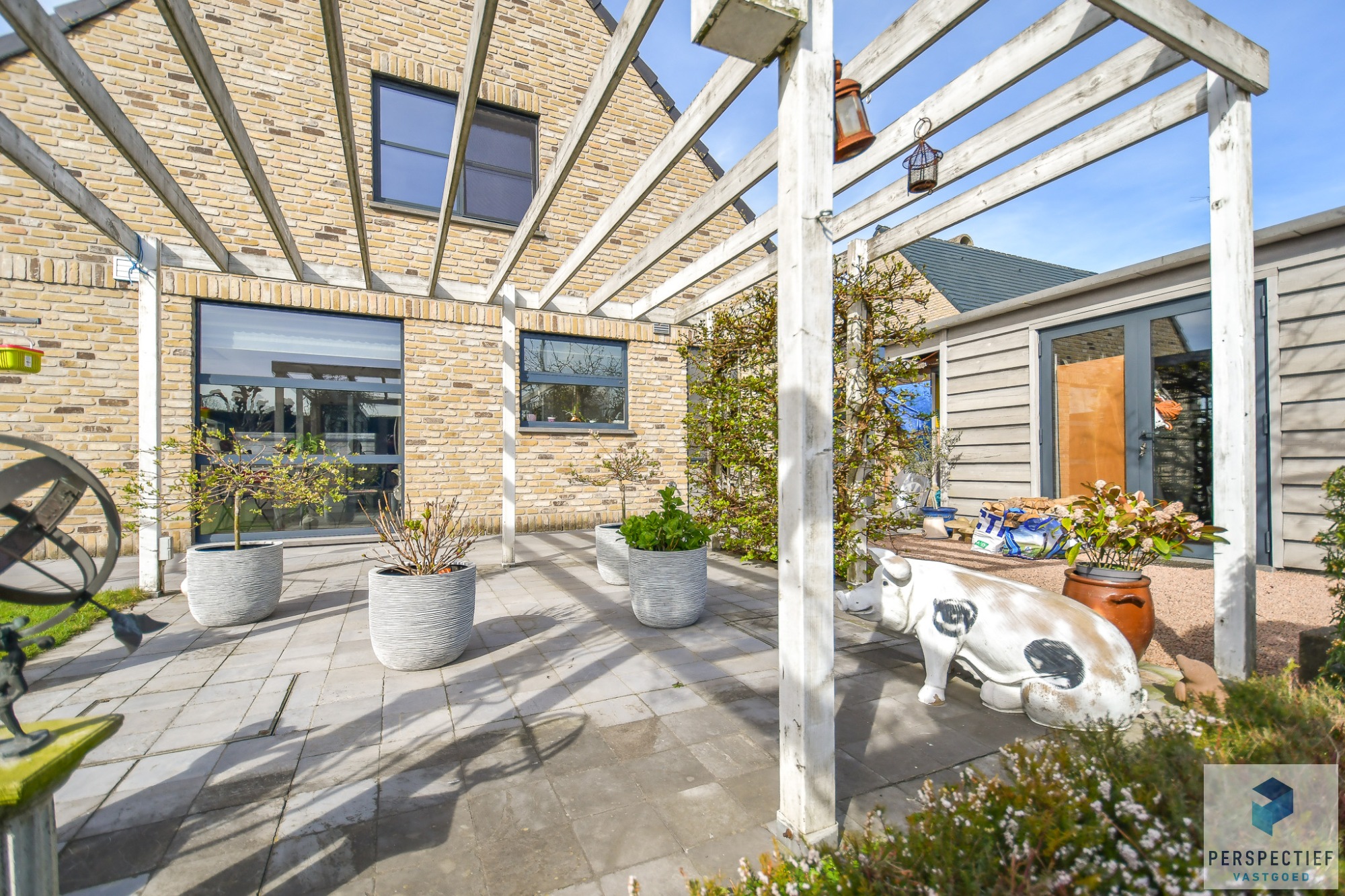 Centraal gelegen villa met mooie tuin op 734 m² - foto 4