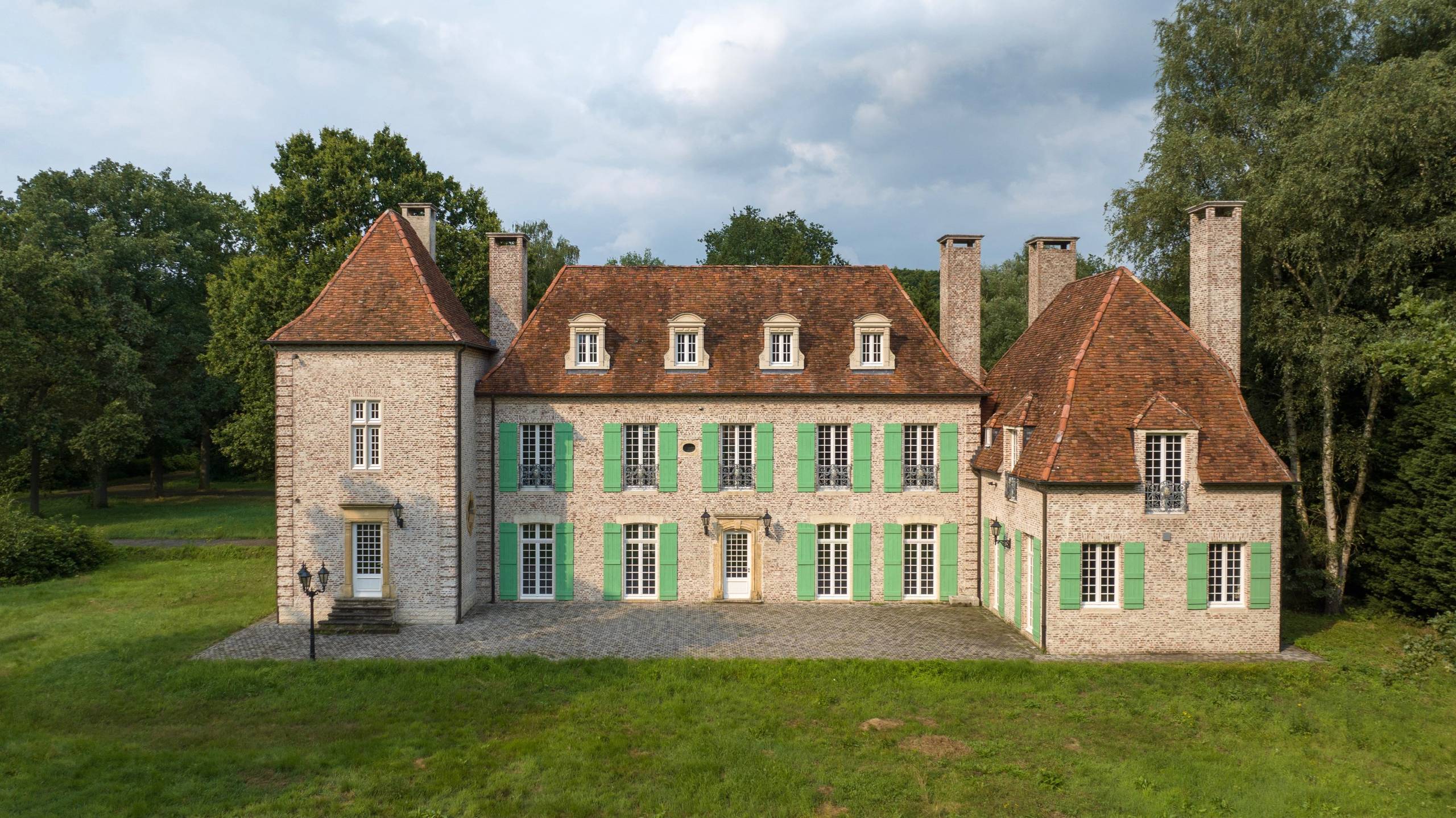 Exclusieve kasteelvilla op domein van 2,7 Ha - foto 4