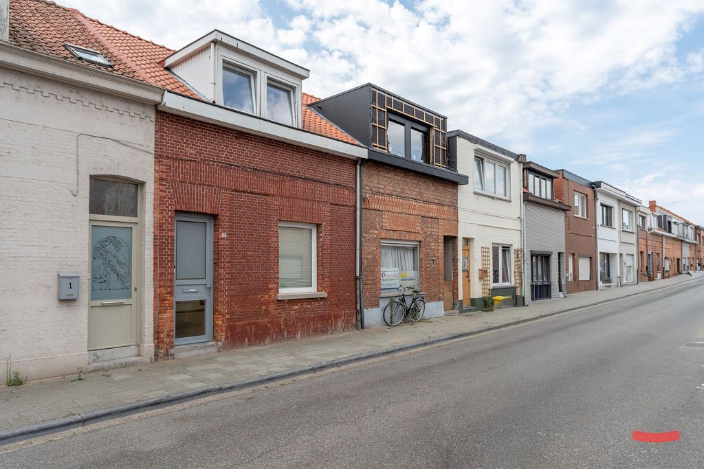Huis te koop in Turnhout met 3 slaapkamers - foto 2