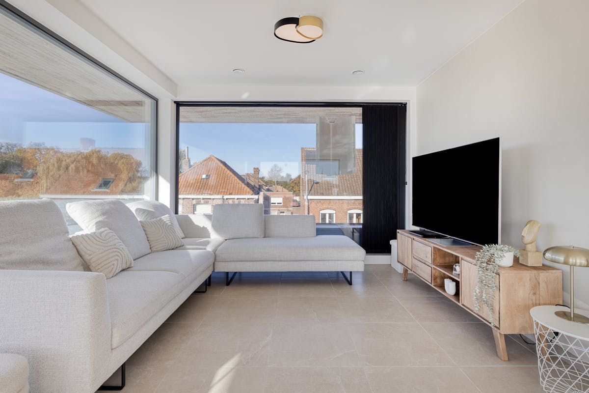 Nieuw huis met lift, groot terras en prachtig verzicht - foto 5