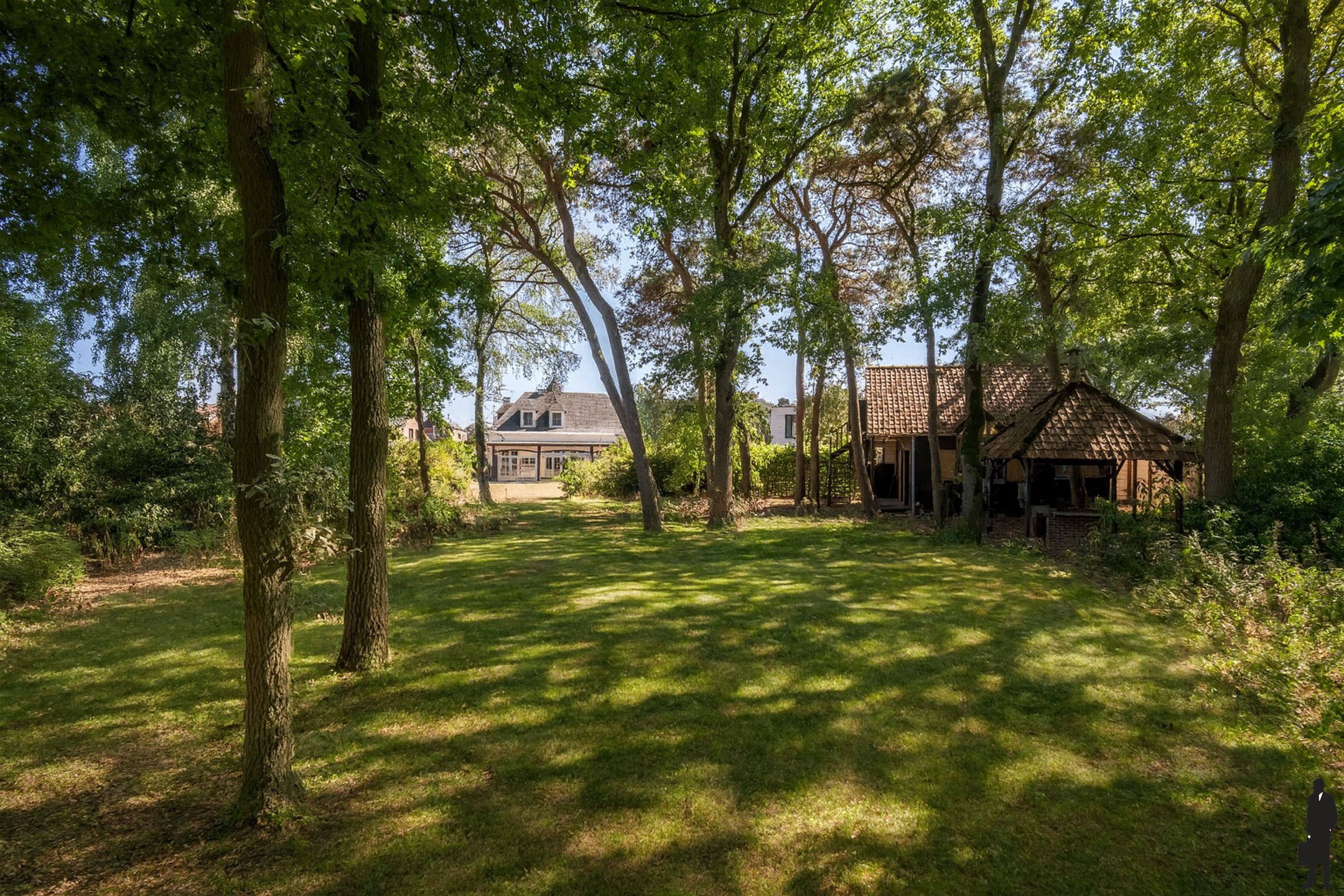 Uitzonderlijk gelegen villa nabij groen op grond van 2.785m² - foto 3