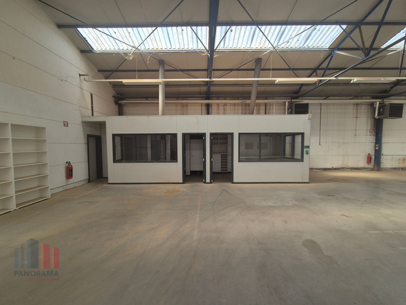 1.080 m² magazijnruimte te huur in Staden - foto 4