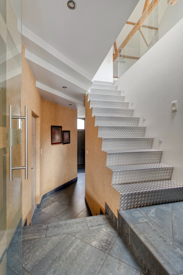 Perfect instapklare woning met zuidwest gerichte tuin vlakbij centrum van Marke - foto 4