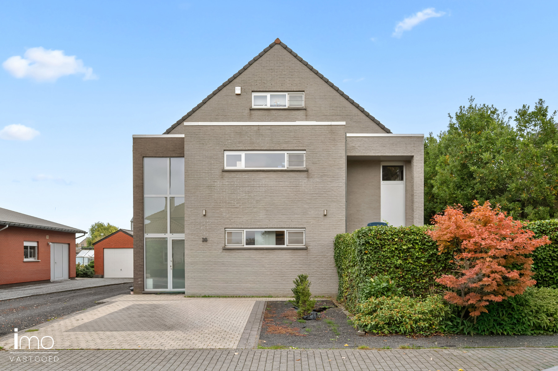 Ruime instapklare woning nabij het centrum van Putte - foto 1