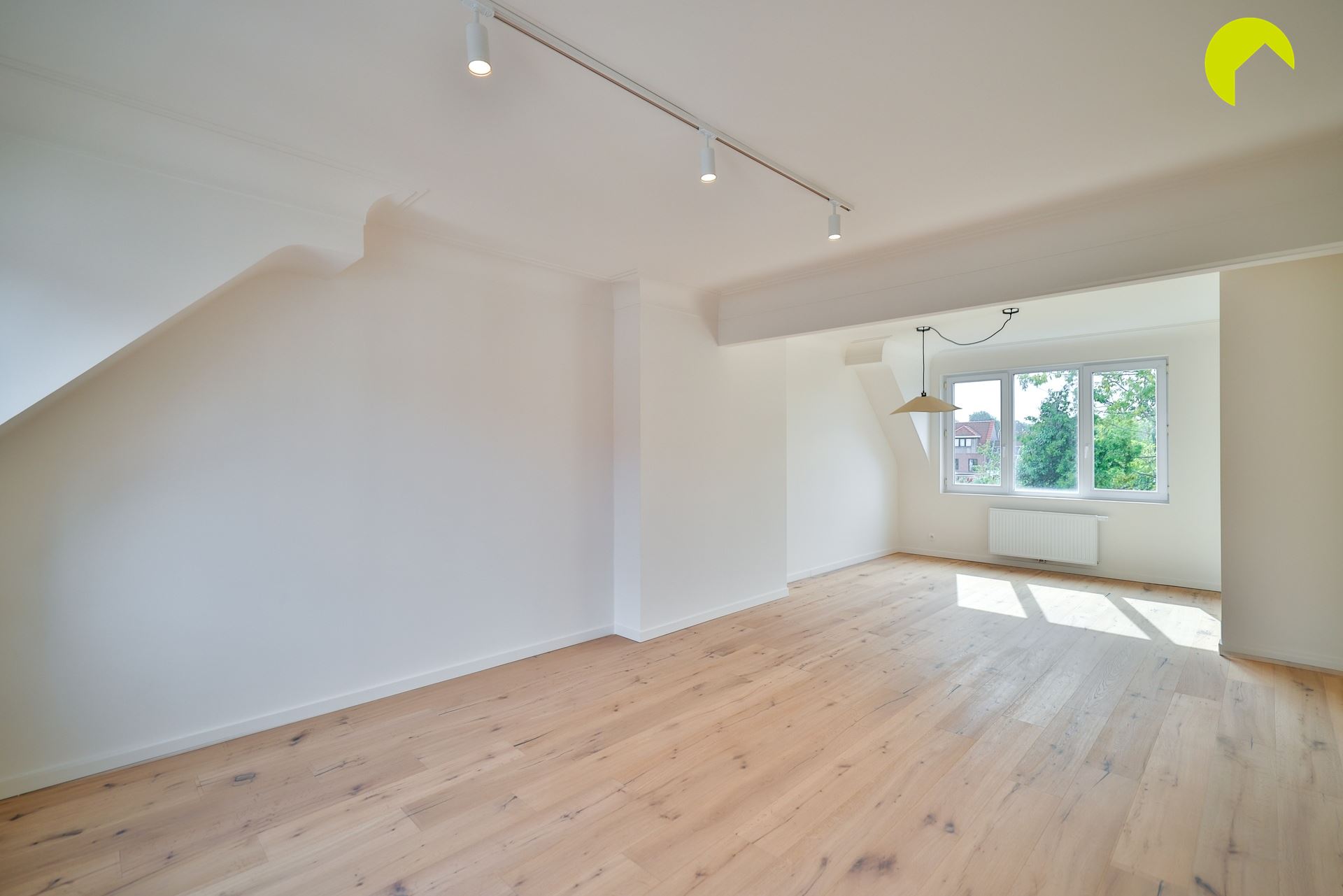 Gerenoveerd duplex appartement (103m²) met zuidgericht terras - foto 4