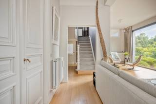 [[ DIT PAND NEEMT DEEL AAN DE ERA OPEN HUIZEN DAG OP 19/9 VAN 13:00 TOT 14:00 ]] 
<p>Knappe halfopen woning in het centrum van Putte met gezellige tuin en carport.</p><p><br /></p><p>Deze charmante woning werd ingericht als een waar herenhuis, deze combineert karakter met hedendaags wooncomfort en kwalitatieve materialen. Gelegen nabij het centrum van Putte geniet u hier van een vlotte bereikbaarheid en alle voorzieningen in de nabije omgeving. Daarnaast vormt de gezellig ingerichte tuin een aangename plek om te ontspannen of gasten te ontvangen. Dankzij de functionele indeling en de drie slaapkamers is dit huis ideaal voor gezinnen. Een extra troef is de praktische carport voor het plaatsen van een wagen. Daarnaast is de woning zeer gunstig gelegen nabij school, bushaltes (Mechelen, Lier, Heist-op-den-Berg) en op wandelafstand van het centrum van Putte. Tevens heb je via de R6 een vlotte verbinding naar de oprit van de autostrade (E19). </p><p><br /></p><p>Belangrijkste ruimtes:</p><p>• Lichtrijke woonkamer met gashaard</p><p>• Praktische modern ingerichte keuken met functionele indeling</p><p>• Drie slaapkamers waarvan 1 met aanpalende dressing en 1 ingericht als polyvalente ruimte (fitness/bureau)</p><p>• Ingerichte badkamer met dubbele lavabo, inloopdouche en toilet</p><p>• Gezellig ingerichte en onderhoudsvriendelijke tuin met veel privacy</p><p>•  Praktische carport met automatische schuifpoort</p><p><br /></p><p>Troeven:</p><p>• Afwerking met kwalitatieve materialen</p><p>• Centrale ligging in Putte nabij winkels en voorzieningen</p><p>• Gezellige buitenruimte met ruim terras en waterpartij</p><p><br /></p><p>Neem vandaag nog contact op met je ERA-makelaar voor een bezoek.</p><p><br /></p><p>JOUW DROOMHUIS. ZO GEVONDEN!</p>
