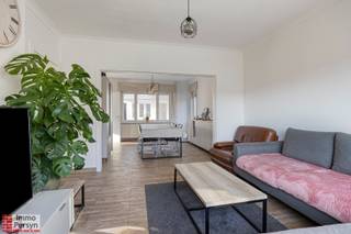 Ontdek deze open bebouwing aan de Brabantsebaan 49 in Scherpenheuvel-Zichem, gelegen op een gegeerde locatie dankzij de rustige ligging en de...