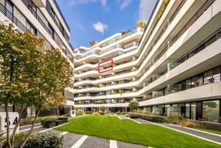 RECENT, KNAP APPARTEMENT (95 M2) MET 2 SLAAPKAMERS, ZUIDELIJK GERICHT TERRAS (12 M2), KELDERBERGING EN 2 PARKEERPLAATSEN (OPTIONEEL) IN...