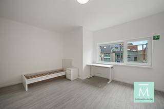 STUDENTS ONLY! Gemeubelde studentenkamer in hartje MechelenOp zoek naar een leuke studentenkamer met eigen sanitair? Dan is dit DE moderne en knusse...