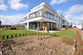 prachtig recent hoekappartement op de eerste verdieping in residentie Peter Pauwel Rubens te Harelbeke! Topper in de residentie met een...