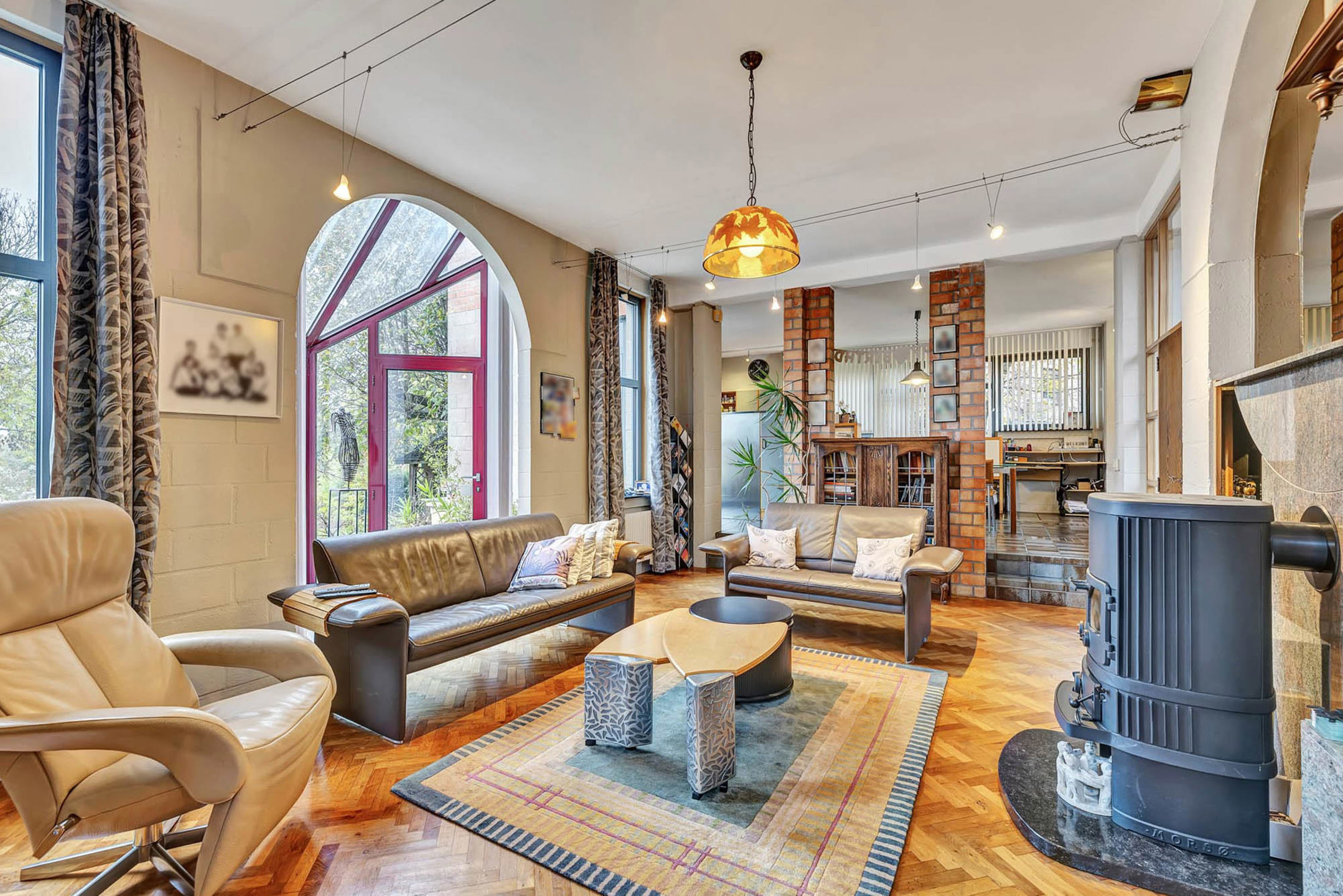 Architecturale woning met 4 slaapkamers, tuin en garage! - foto 2