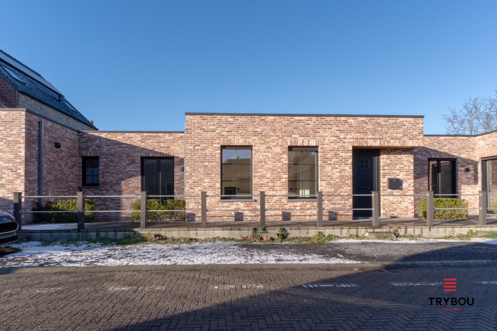 Instapklare, energiezuinige seniorenwoning in hartje Reninge - foto 2