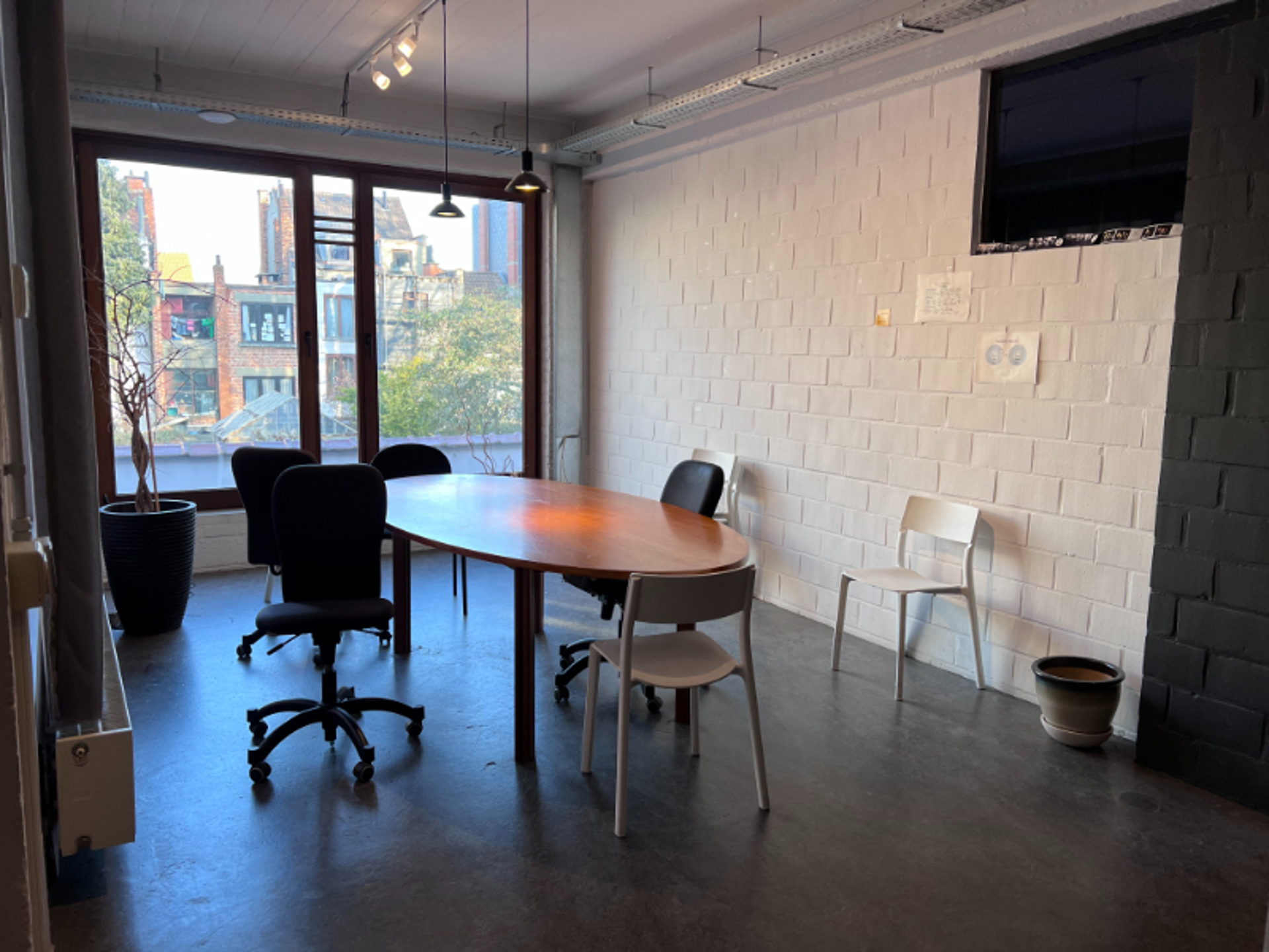 Commercial for sale in Schaerbeek - photo 2