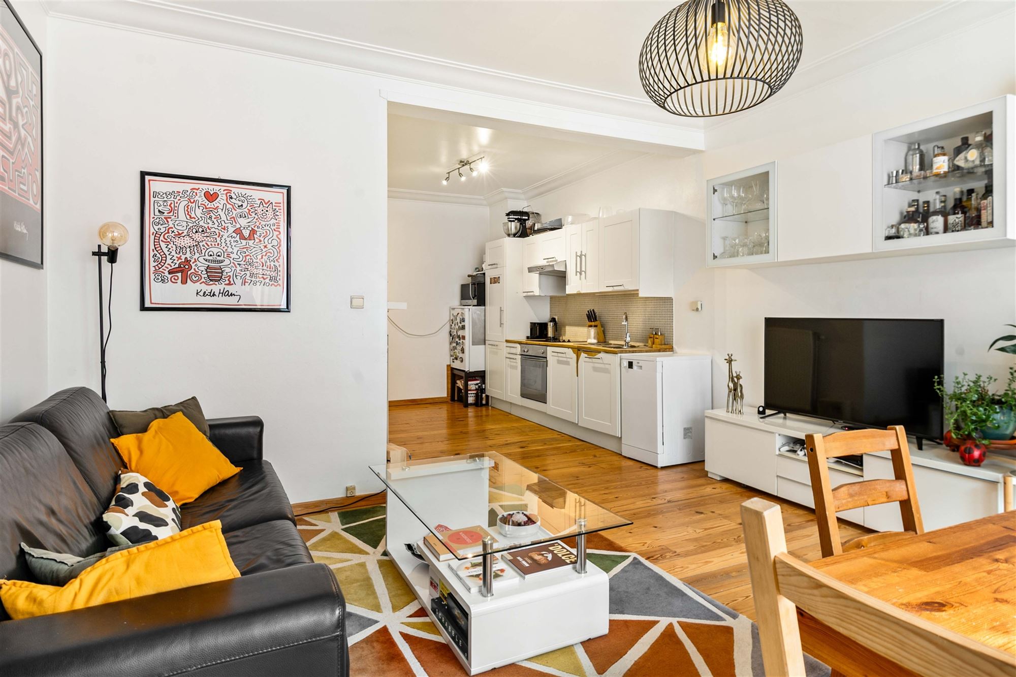Apartment - photo 4