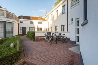 Roeselare, Instapklare duplexwoning te koop in een gezellig woonerf met 2 slaapkamer, betaalbaar wonen !Ben je op zoek naar een toffe woning op een...