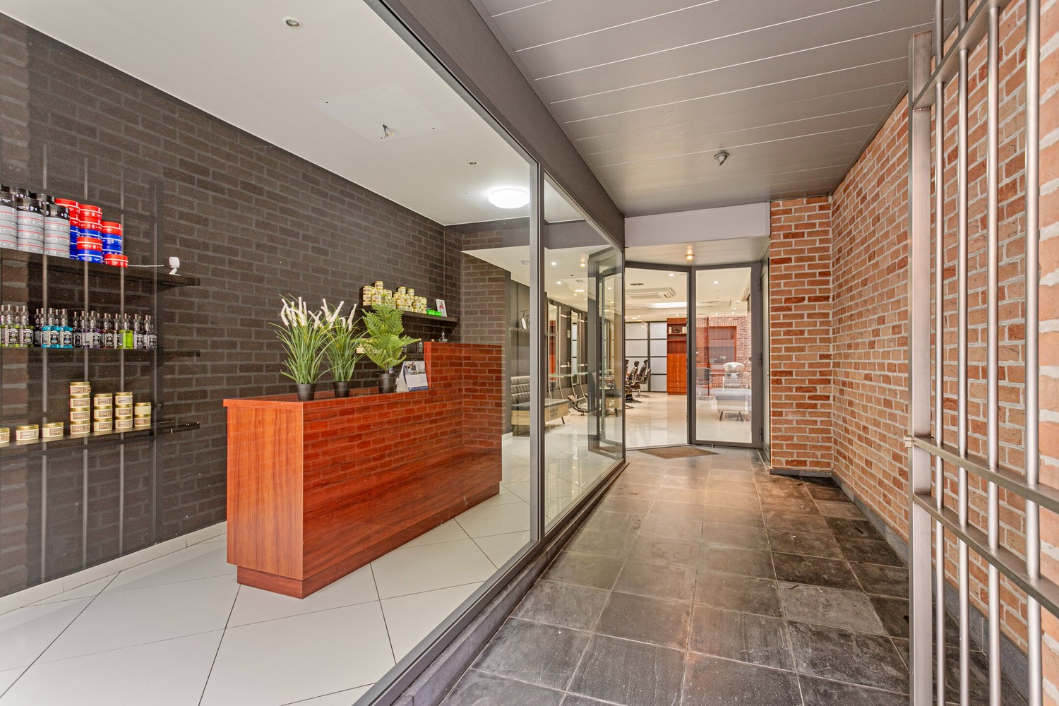 Exclusieve eigendom in DE winkelstraat van Sint-Truiden te koop - foto 3