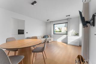 Instapklare villa met 6 slaapkamers – ideaal voor co-housing of als opbrengsteigendomToplocatie in de Schoolmeesterslaan, KoksijdeKoksijde : In een...