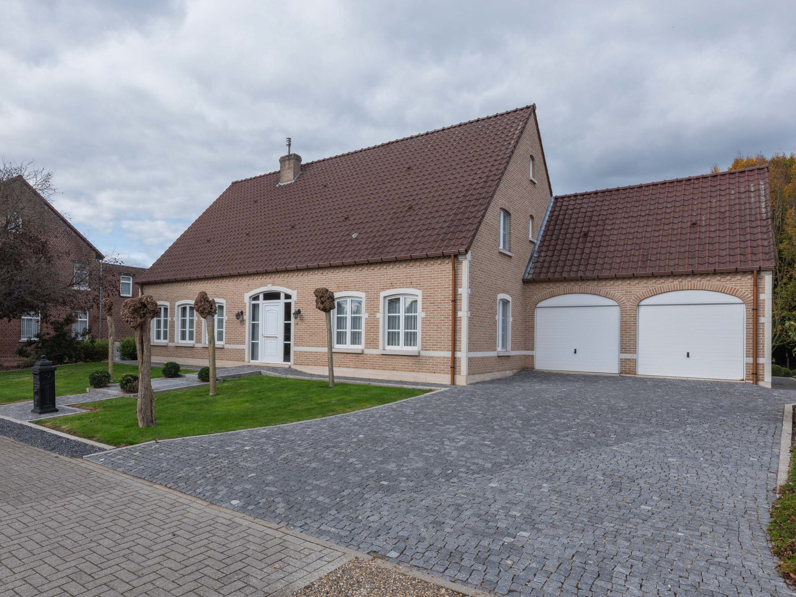 Maison à vendre à Dilsen-Stokkem avec 4 chambres - photo 1