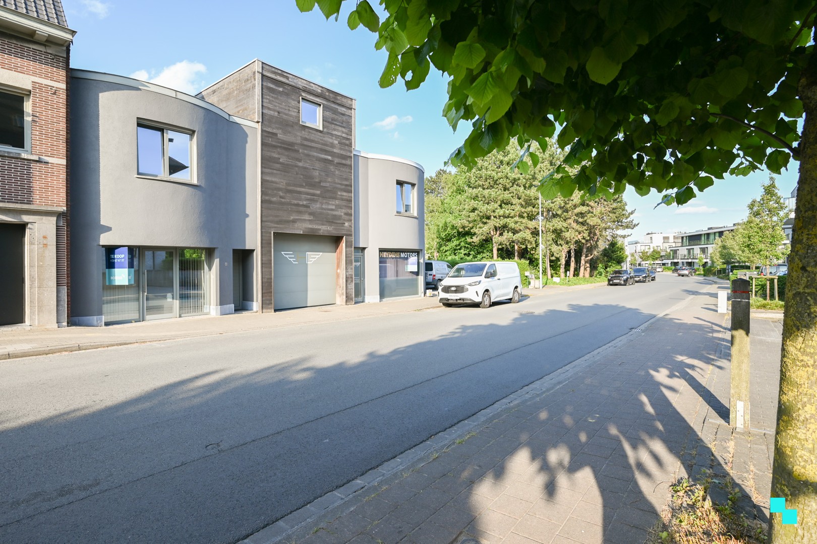 Zeer ruime woning met atelier te Lendelede - photo 1