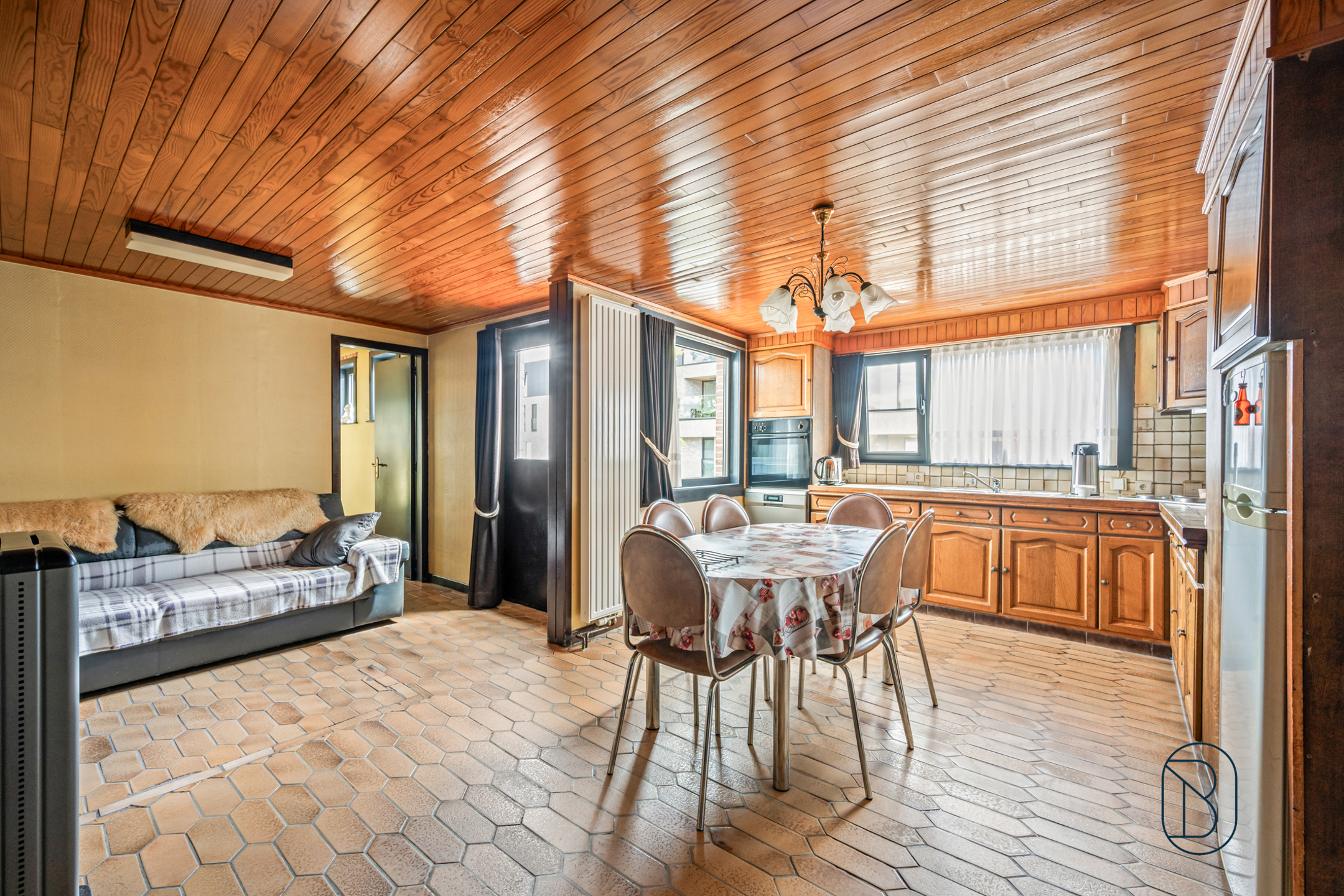 Goedgelegen grote woning met tuin en garage.  - foto 4