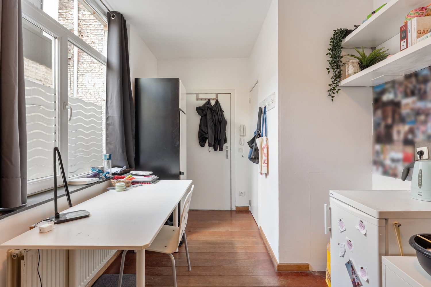 Vergund studentenhuis met een groen kotlabel en een nieuw dak(2025) bestaande uit 7 gemeubelde kamers met eigen sanitair en 1 studio te Leuven! - foto 5