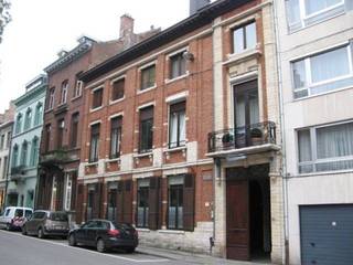 Wonen in het bruisende centrum van Leuven? Dat kan in dit gezellig appartement op de derde verdieping van een prachtig authentiek gebouw in...