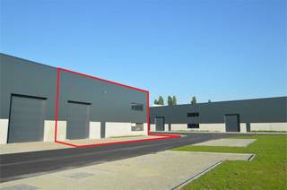 LOODSEN ZIJN OPGELEVERD en INSTAPKLAAR !Gelegen vlakbij het kanaal Gent-Terneuzen, in de haven van Gent, in het bedrijvenpark ' De Grote Nest' werden...