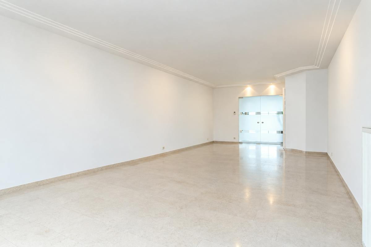 Ready-to-move house in Guido Gezellelaan 50 in Roeselare - photo 4