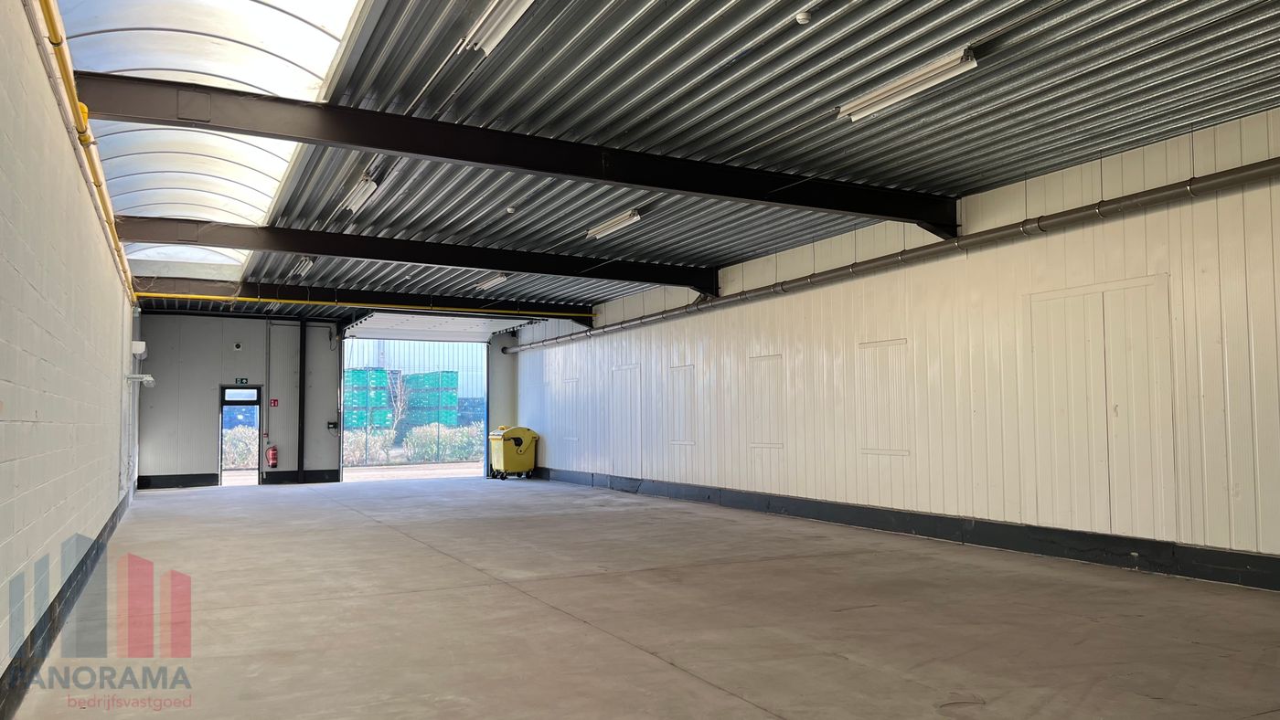 Strategisch gelegen KMO-unit van 290 m² nabij de E313 - foto 4