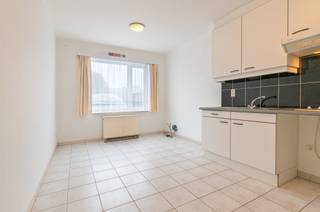 Ben je op zoek naar een gelijkvloers appartement met mogelijkse garage in Stekene? Lees hier dan zeker even verder!GLV: achteraan op het perceel...