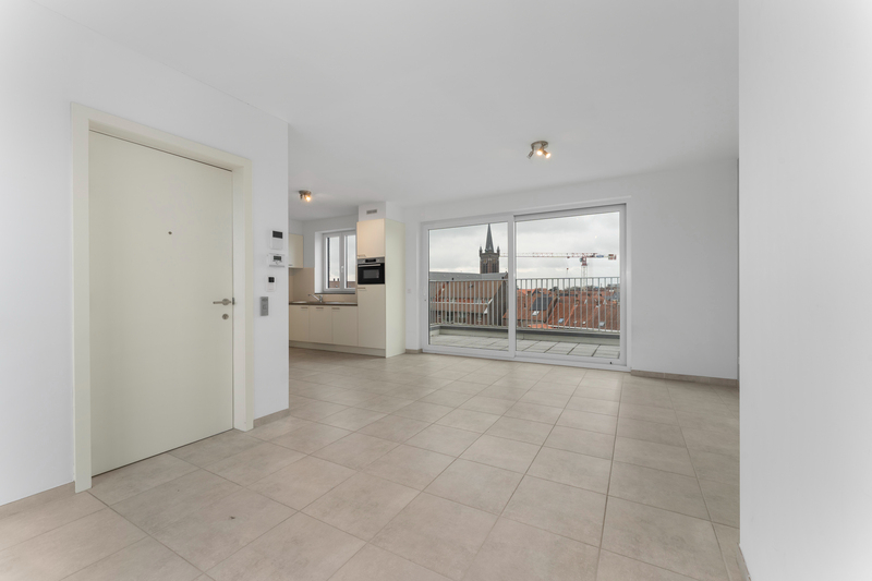 Roeselare nabij centrum – Stijlvol nieuw dakappartement in hartje stad met twee slpks en twee terrassen - foto 5