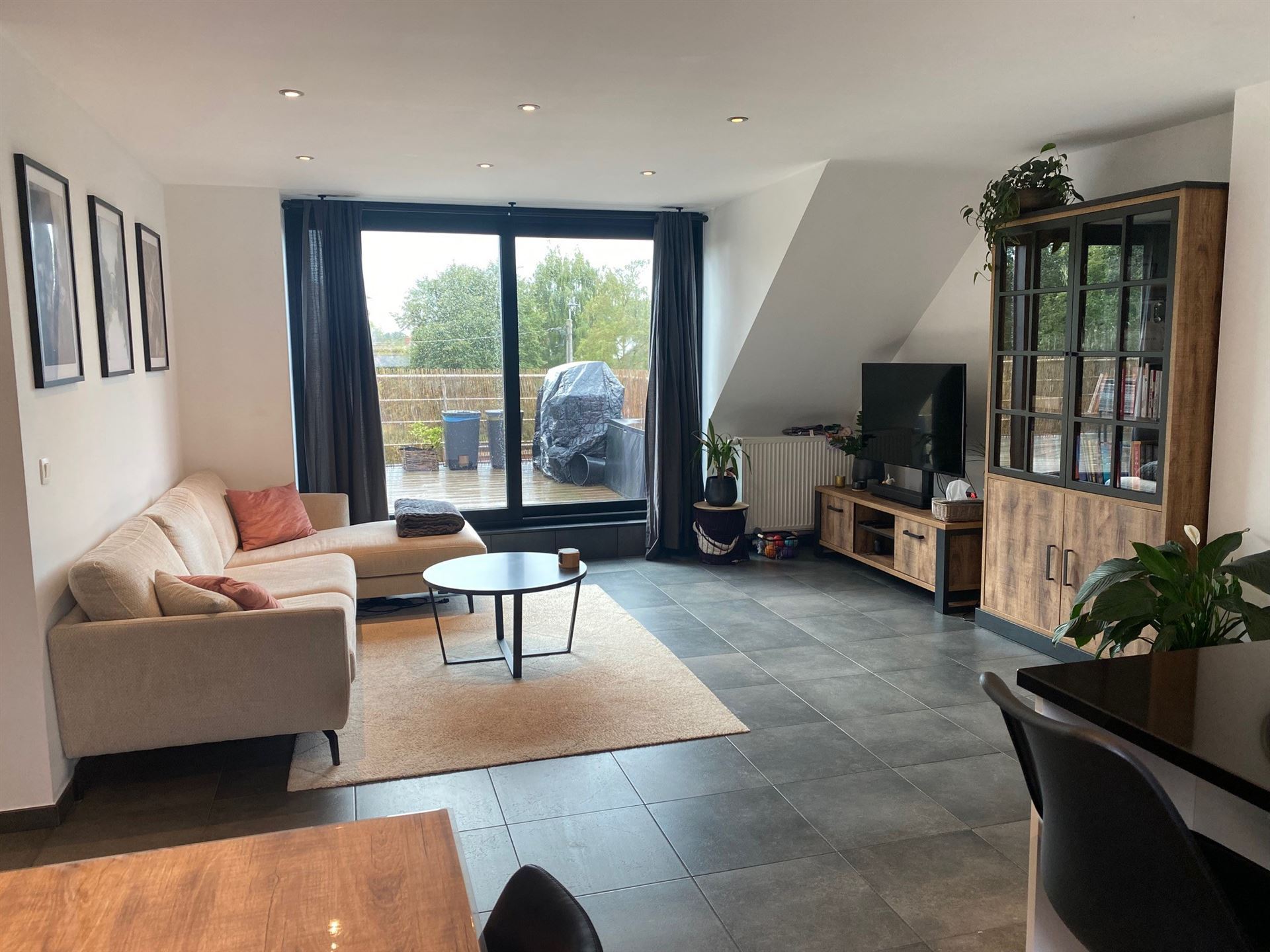 Recent appartement met 2 slaapkamers en groot terras - foto 4