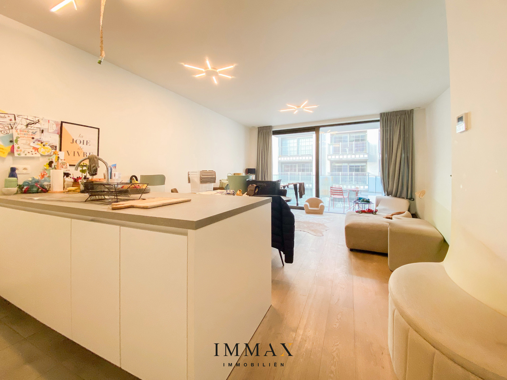 Apartment for rent in Knokke-Heist with 2 bedrooms - photo 3