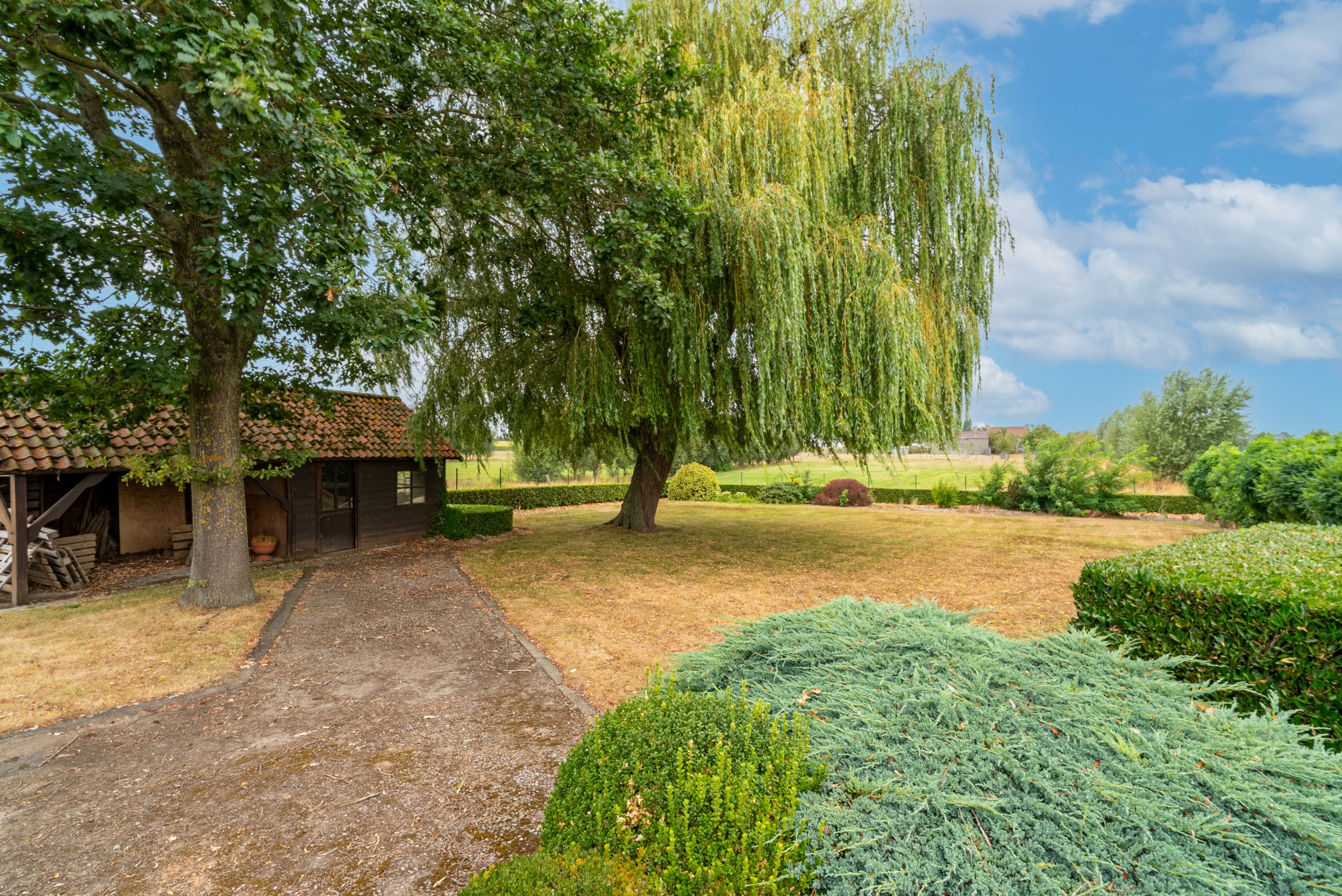 Ruime woning met uitzonderlijk potentieel op groene stadsrand van Tielt - foto 4