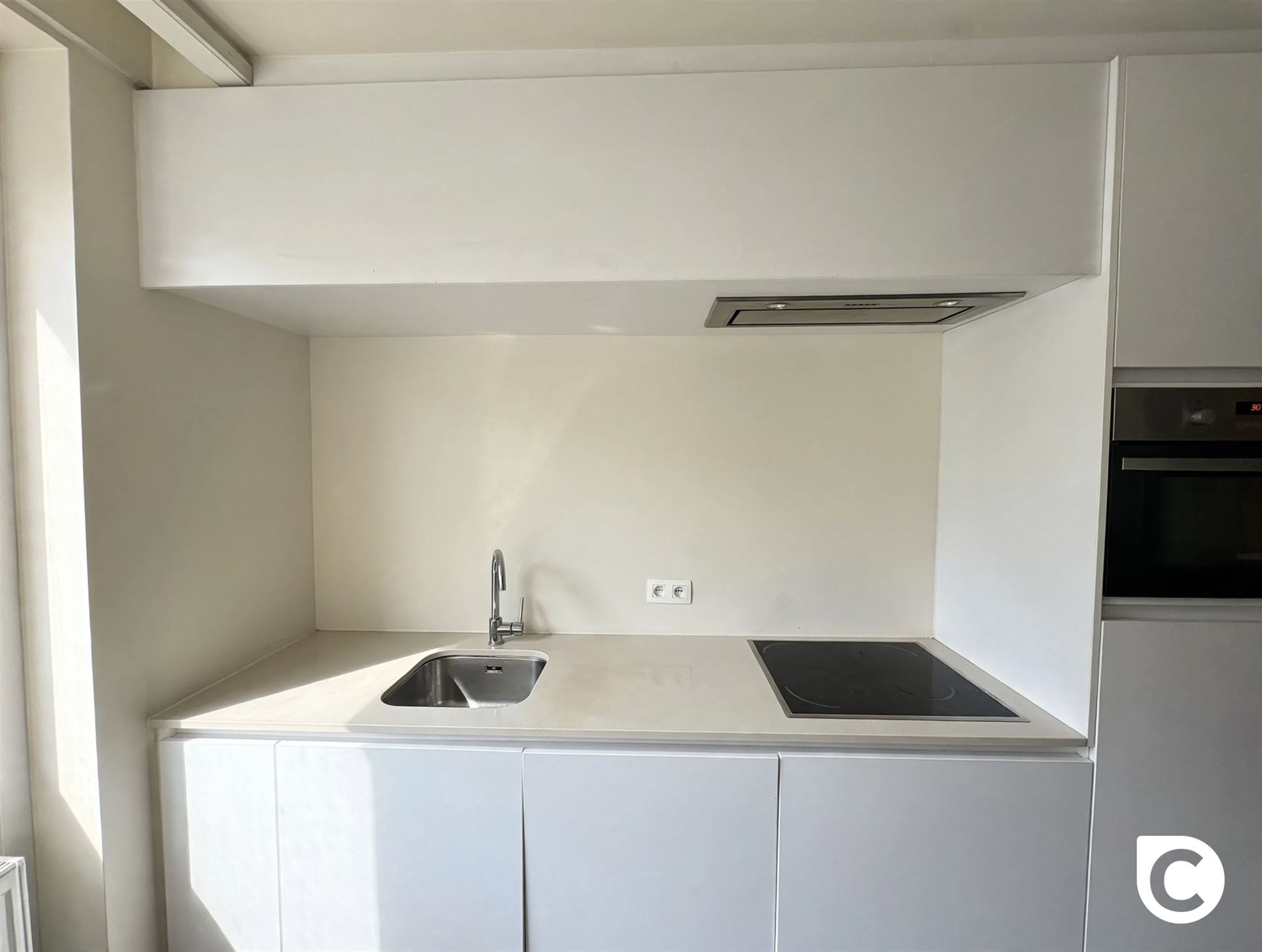 Gerenoveerd 2slpk- Appartement met kelder - foto 4