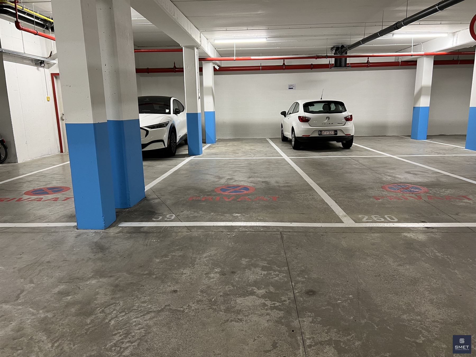 Dubbele Overdekte  Autostaanplaats  - foto 3