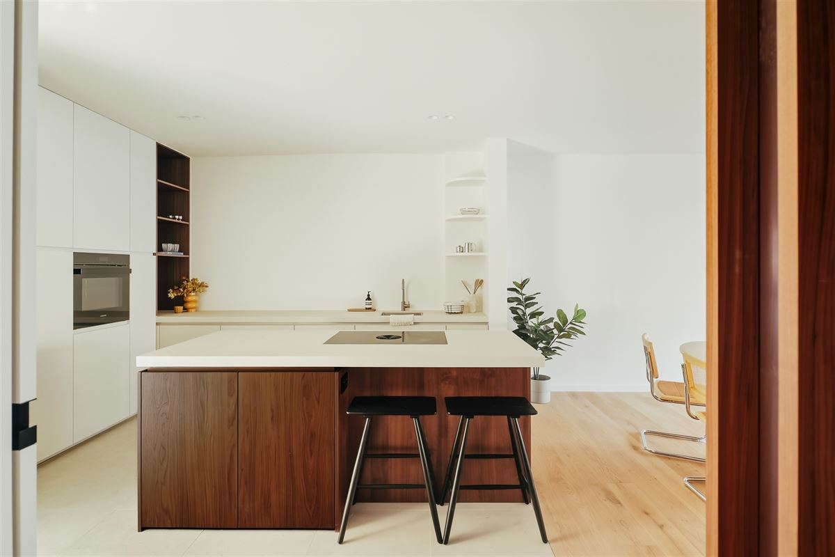Luxueus gerenoveerd gelijkvloers appartement met 40m² terras - foto 5