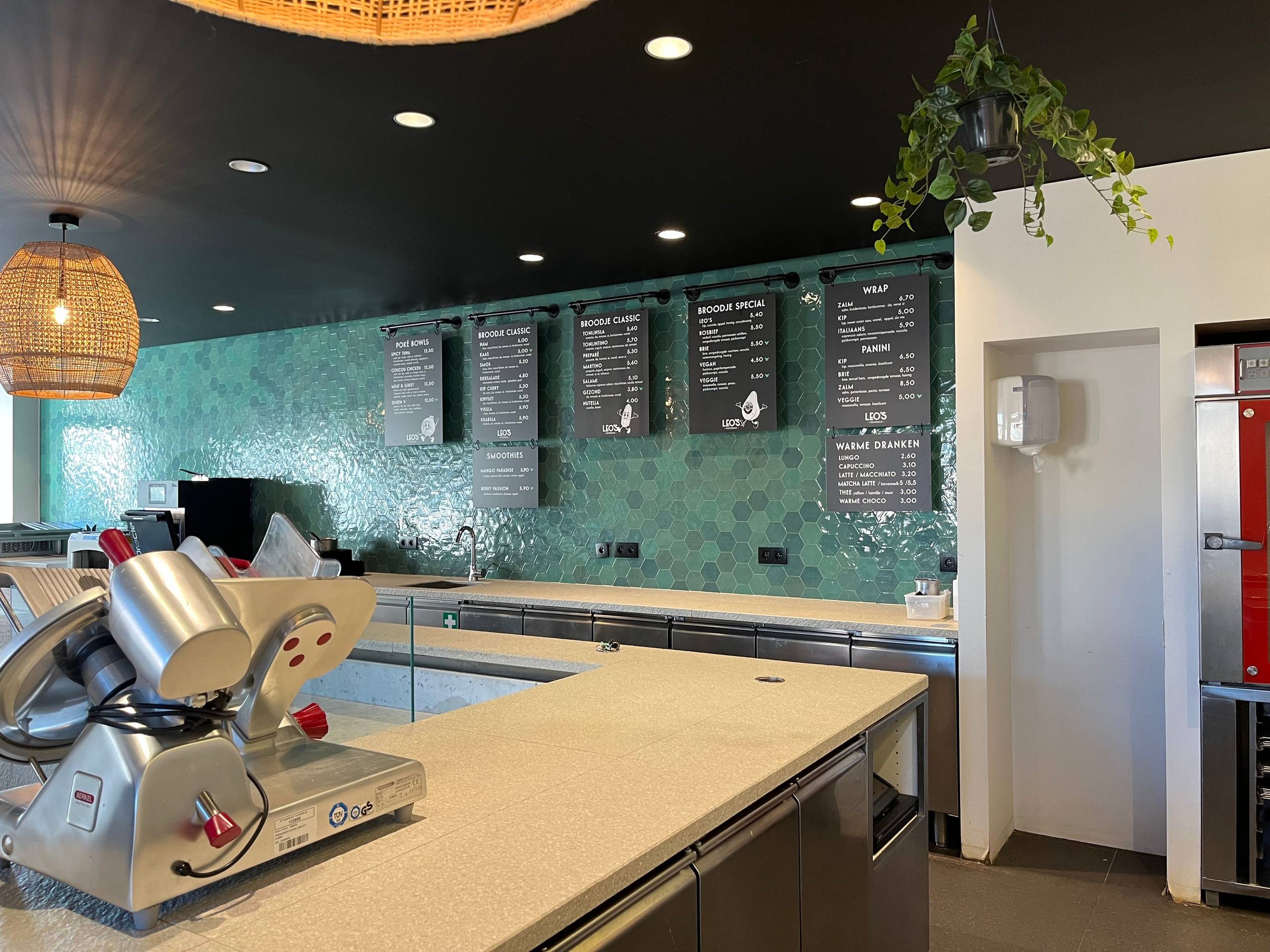 Uniek instapklaar handelspand te huur op toplocatie in De Haan - foto 4