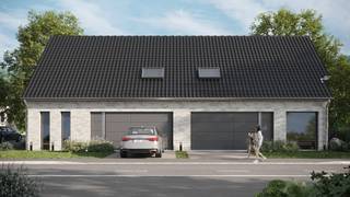 De woningen worden op het gelijkvloers ingedeeld met een inkomhal, een gastentoilet, een eet- &amp; leefruimte, een geïntegreerde keuken, een afzonderlijke berging EN een garage.<br /><br />Op het verdiep worden vier slaapkamers opgetrokken, samen met een nachthal, een afzonderlijk toilet en een badkamer.<br /><br />De zolderruimte is bereikbaar via een een uitkapbare zoldertrap dewelke wordt geïntegreerd in het plafond van de nachthal.<br /><br />Het PLUS lastenboek wordt toegevoegd aan deze woning.<br /><br />In dit lastenboek staat :<br /><br />- Verlichtingsarmaturen in diverse ruimtes- Laminaat in slaapkamers en nachthal- De oprit (indien van toepassing) alsook het terras worden aangelegd in betonklinkers op fundering, weliswaar rekening houden met eventuele stedenbouwkundige verplichtingen of beperkingen.- Op de vrije perceelsgrenzen wordt een afsluiting geplaatst onder de vorm van een groene of grijze draad of indien de vergunning geen afsluiting toelaat; een levende haag met leidraad en palen.- De hoven en tuinen worden voorzien van onderhoudsvriendelijke beplanting en/of gazon