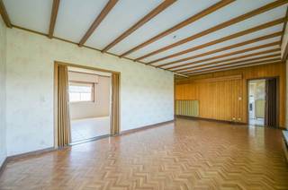 Mooi vrijstaand landhuis met 14 are grond gelegen aan de Mechelbaan 121 te Onze-Lieve-Vrouw-Waver Ondergronds: kelderGelijkvloers: inkom vooraan,...