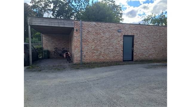 Een gunstig gelegen en mooi afgewerkt appartement - foto 3