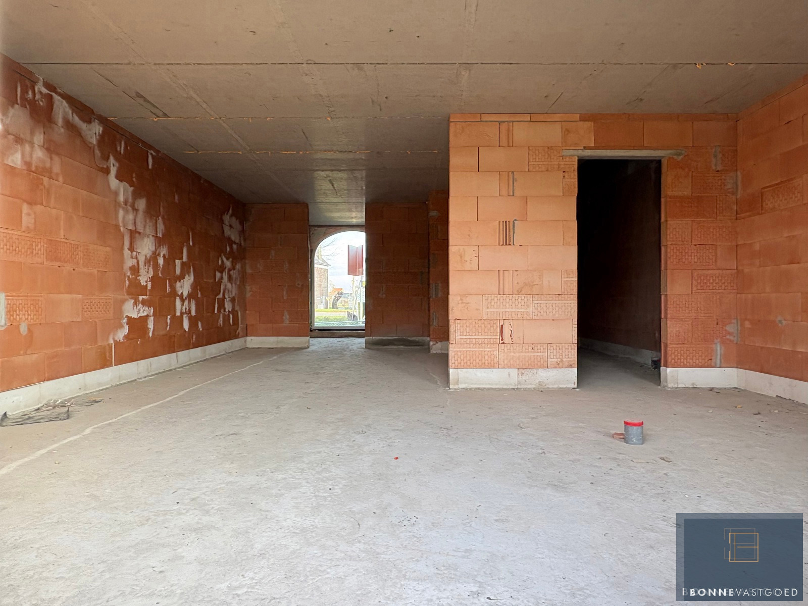 Nieuwbouw koppelvilla met zongerichte tuin - foto 4