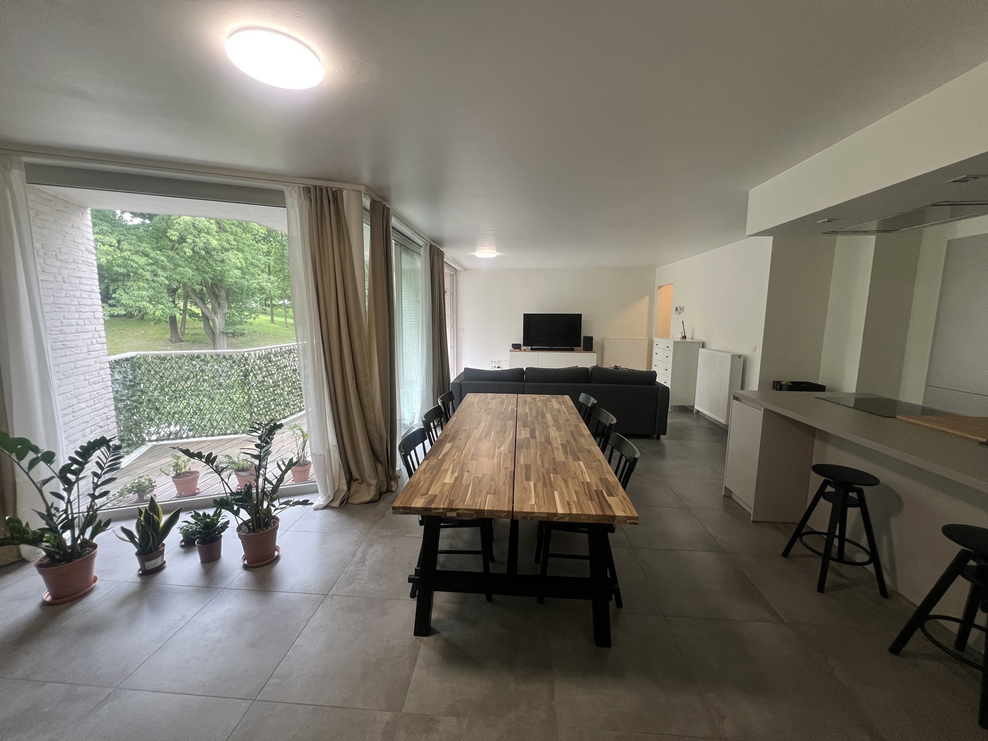 Ruim appartement met uniek groen uitzicht in hartje Genk - foto 5