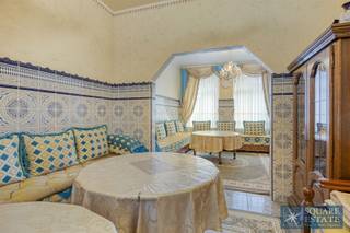 Square Estate presents this spacious house located in Saint-Gilles, offering beautiful volumes and very interesting development potential. The...