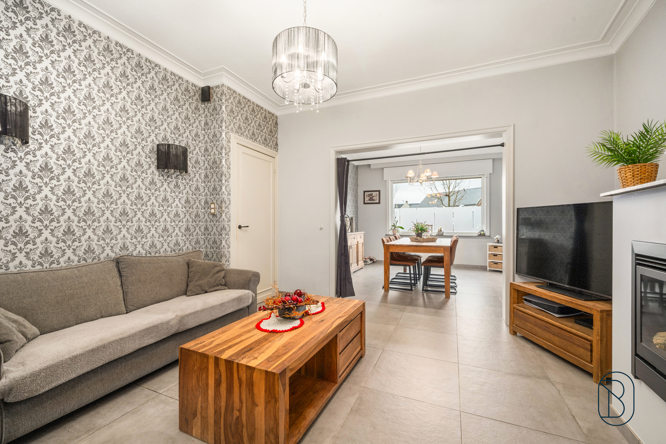 Instapklare woning met 3 slk, tuin, en uitweg met garage - foto 4