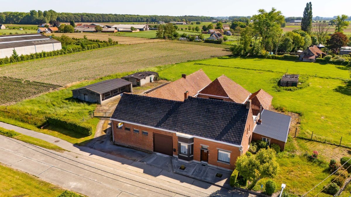 Hoeve op circa 2 ha te koop te Kortemark - foto 4